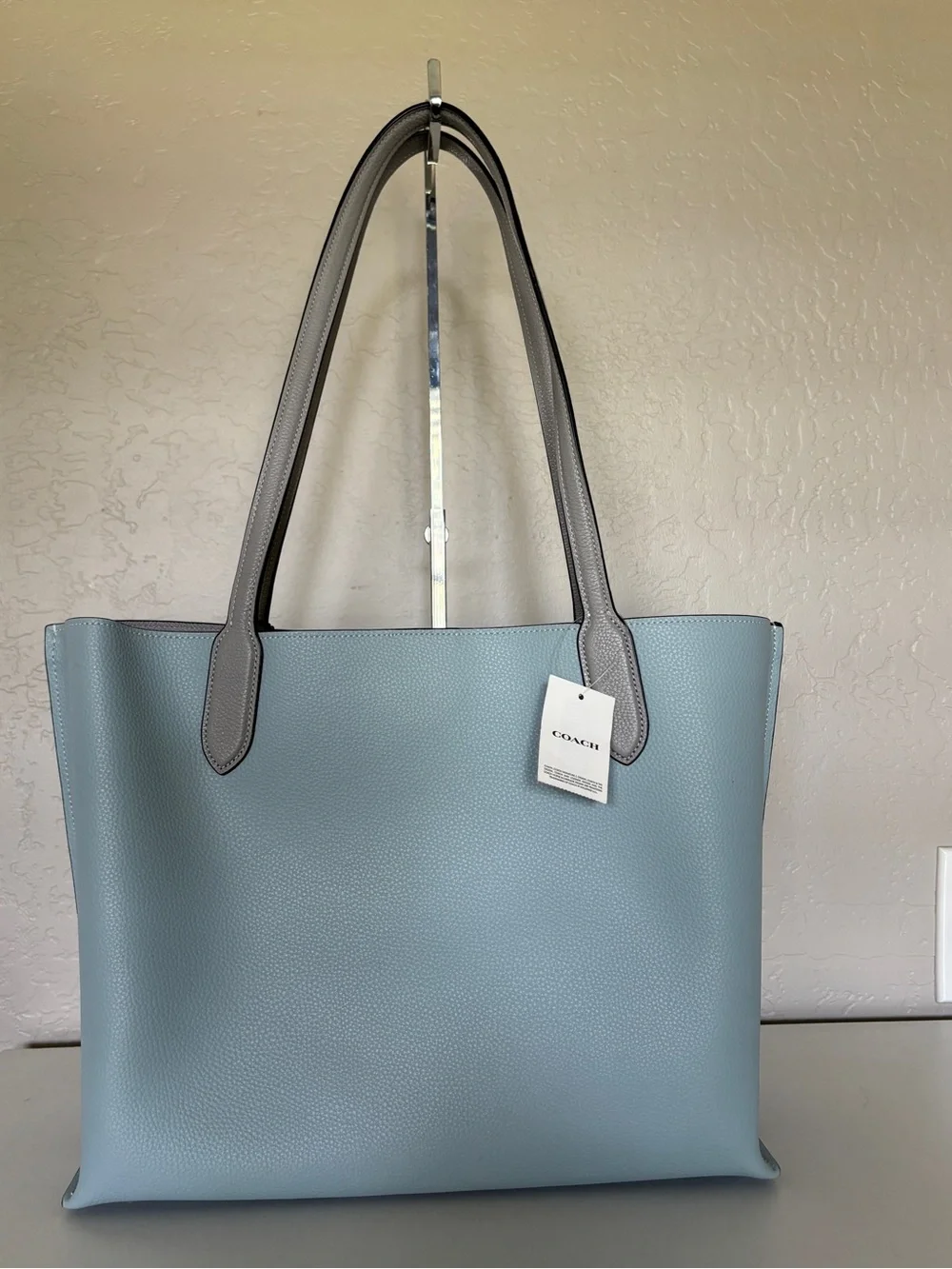 Coach Willow Aqua Blue Signature Leather Tote Bag! New 🌸